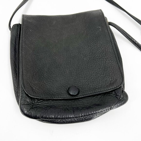 ✅ Libaire Rounded Flap Black Soft Pebbled Leather CROSSBODY - Picture 1 of 7